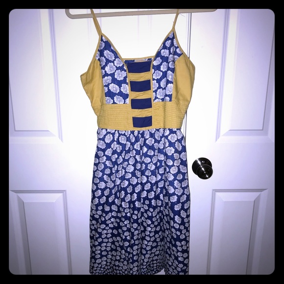 Sun dress - Picture 1 of 3